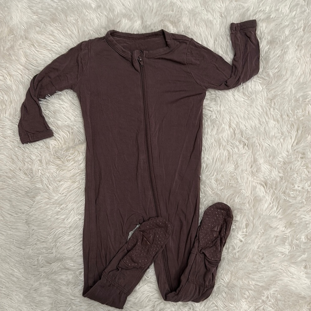 Kyte Baby Zippered Footie. Size 6-12M
